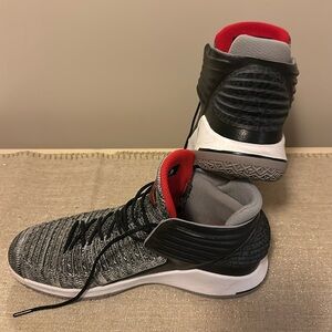 Air Jordan XXXII Black Cement